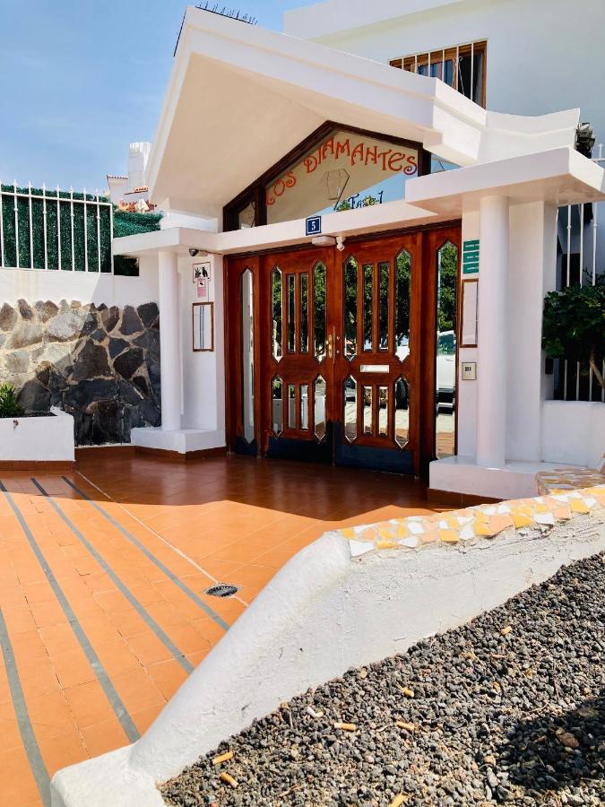 Apartment With Terrace And Pool, Los Cristianos Лос Кристианос Екстериор снимка