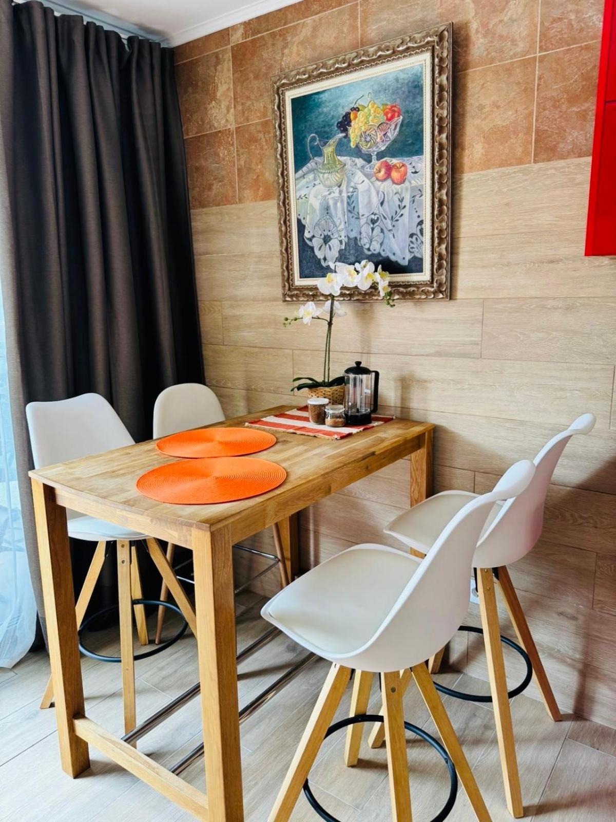 Apartment With Terrace And Pool, Los Cristianos Лос Кристианос Екстериор снимка