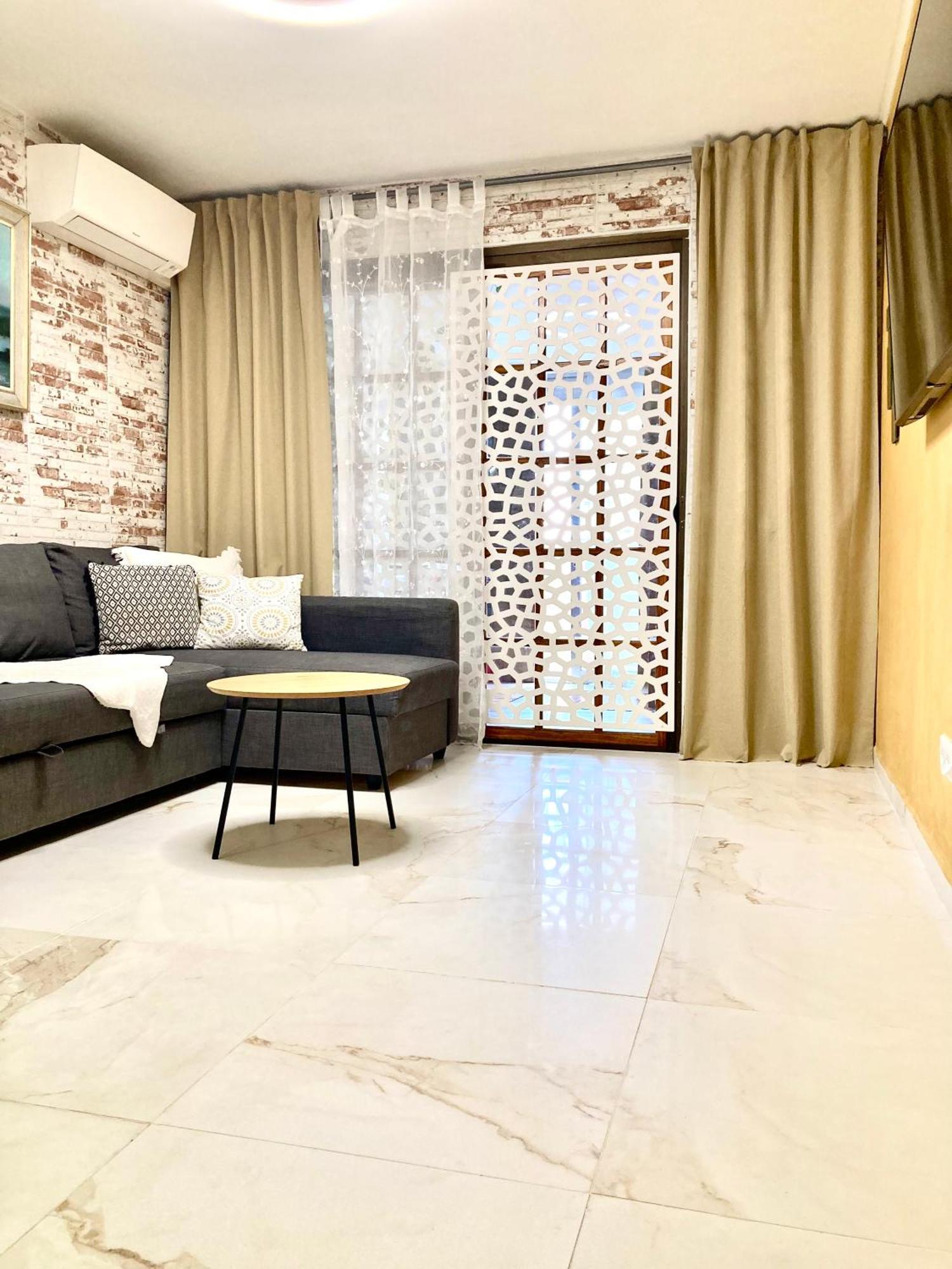 Apartment With Terrace And Pool, Los Cristianos Лос Кристианос Екстериор снимка